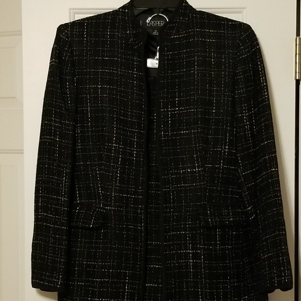 Kasper suit